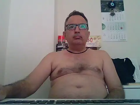 Snapshot of CELIK3577 chatting on 13, 10, 2025 CELIK3577 online show from 13, 10, 2025