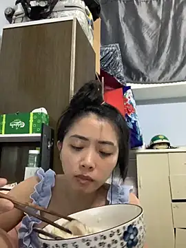 Minee1202 online show from 10, 11, 2025