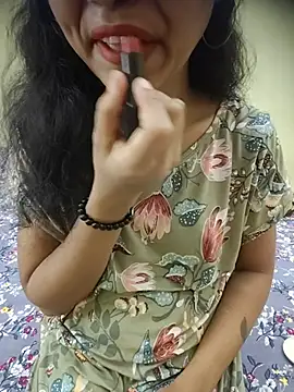 Snapshot of Snaya-baby chatting on 4, 6, 2026 Snaya-baby online show from 4, 6, 2026