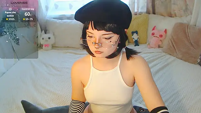 Snapshot of sweet_mika18 chatting on 18, 7, 2026 sweet mika18 online show from 18, 7, 2026