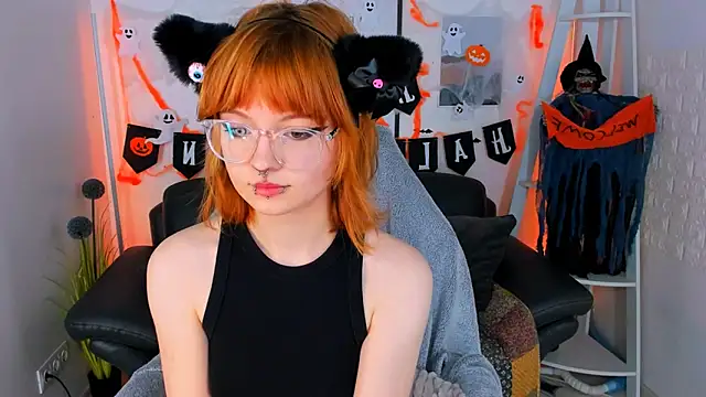 sweet mika18 online show from 17, 10, 2025