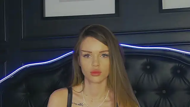 MarilynNova online show from 23, 2, 2026