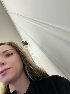 MarilynNova online show from 6, 2, 2026