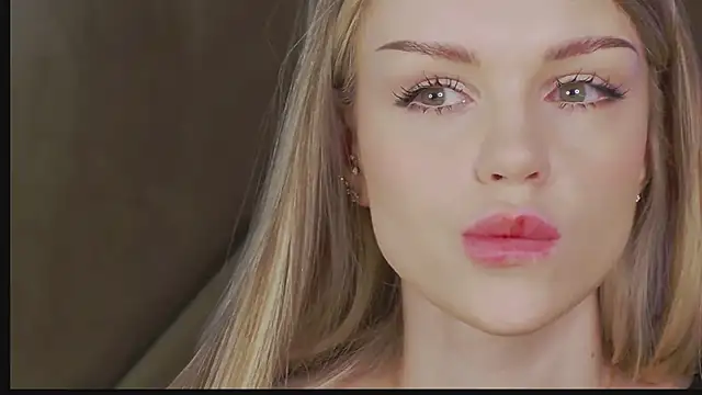 MarilynNova online show from 23, 3, 2026