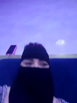 Snapshot of _Douna_-_ chatting on 23, 9, 2025 Douna - online show from 23, 9, 2025