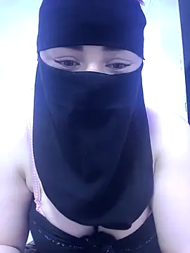 Snapshot of _Douna_-_ chatting on 25, 9, 2025 Douna - online show from 25, 9, 2025