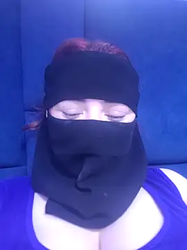 Snapshot of _Douna_-_ chatting on 3, 10, 2025 Douna - online show from 3, 10, 2025