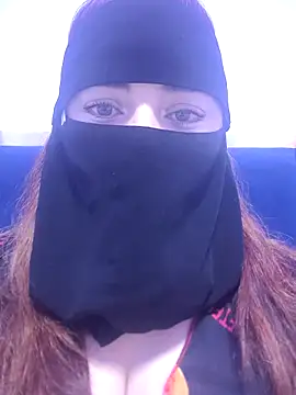 Snapshot of _Douna_-_ chatting on 10, 10, 2025 Douna - online show from 10, 10, 2025