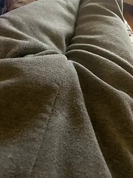 Snapshot of MuzzyFacing chatting on 6, 2, 2026 MuzzyFacing online show from 6, 2, 2026