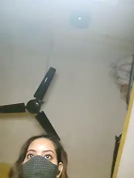 Snapshot of Dazzling_khushii chatting on 14, 10, 2025 Dazzling khushii online show from 14, 10, 2025