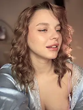 LilyFlamee online show from 17, 10, 2025