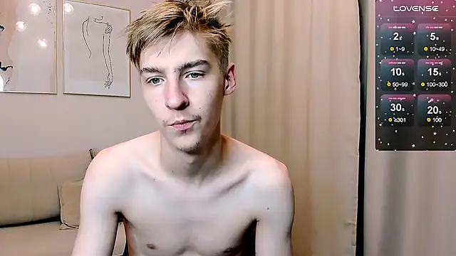 Snapshot of MrSexyCum4U chatting on 3, 11, 2025 MrSexyCum4U online show from 3, 11, 2025