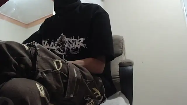 Sexxx20 online show from 9, 11, 2025