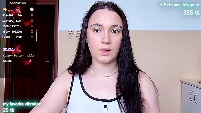 Snapshot of Eliz_v_tta chatting on 12, 9, 2025 Eliz v tta online show from 12, 9, 2025