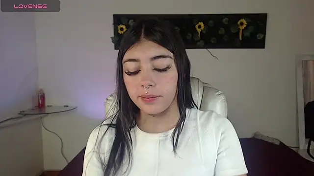 Snapshot of gabriella_live chatting on 11, 11, 2025 gabriella live online show from 11, 11, 2025