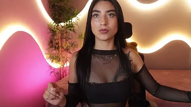 Emma and Issac online show from 10, 4, 2026