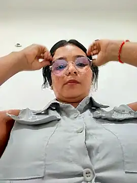 Lily-o online show from 27, 11, 2025