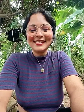 Lily-o online show from 21, 11, 2025