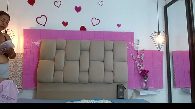 Damary Leon online show from 26, 3, 2026