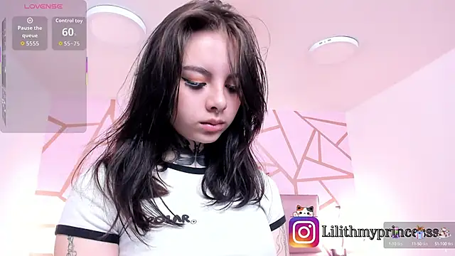 lilithSoul  online show from 3, 10, 2025