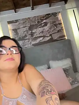 VioletaMaddox online show from 3, 3, 2026