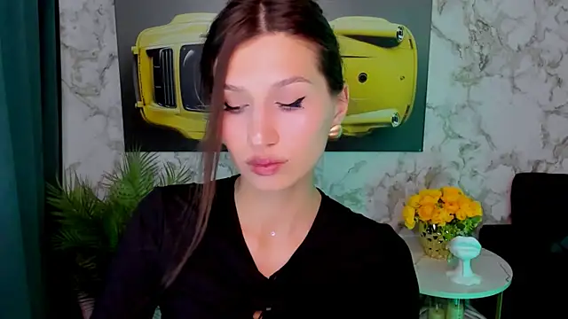 Mollyinyourmind online show from 4, 5, 2026