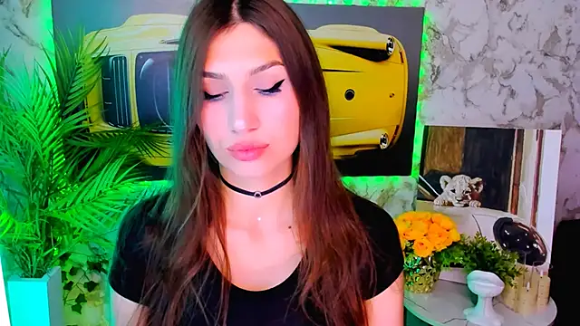 Mollyinyourmind online show from 10, 11, 2025