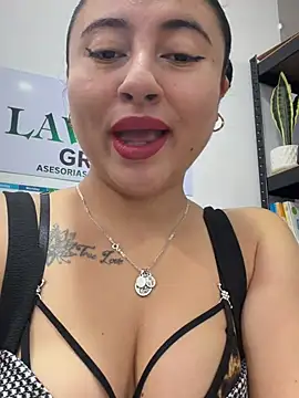 Snapshot of AMATISTA__16 chatting on 13, 7, 2026 AMATISTA 16 online show from 13, 7, 2026