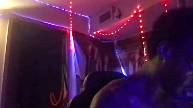 Triggerhappycj100 online show from 24, 9, 2025