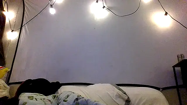 Triggerhappycj100 online show from 6, 5, 2026