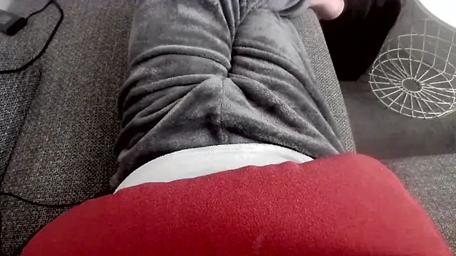 cucciolotto76 online show from 4, 12, 2025