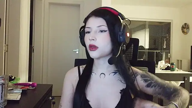 Snapshot of Privad_ravenna chatting on 21, 5, 2026 Privad ravenna online show from 21, 5, 2026