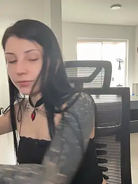 Snapshot of Privad_ravenna chatting on 25, 5, 2026 Privad ravenna online show from 25, 5, 2026