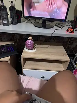 laure torres online show from 11, 3, 2026