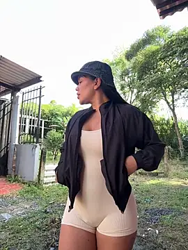 laure torres online show from 20, 2, 2026