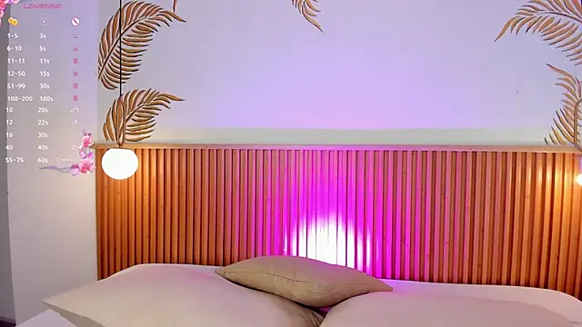 Valleriie  online show from 7, 11, 2025