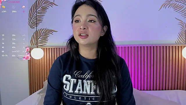 Valleriie  online show from 7, 4, 2026