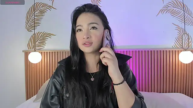 Valleriie  online show from 14, 3, 2026