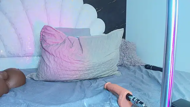 Roxana gomez online show from 27, 3, 2026