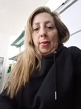Estefania Arce online show from 7, 8, 2026