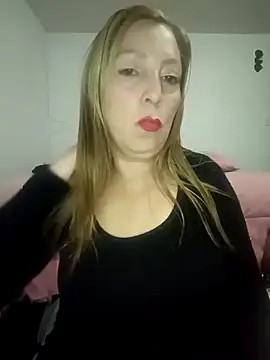 Estefania Arce online show from 19, 12, 2025