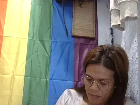 juicycum069 online show from 31, 5, 2026