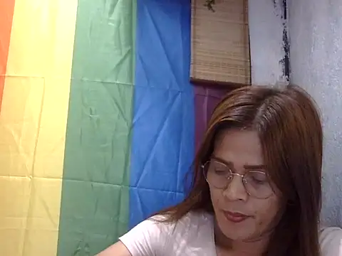 juicycum069 online show from 10, 5, 2026