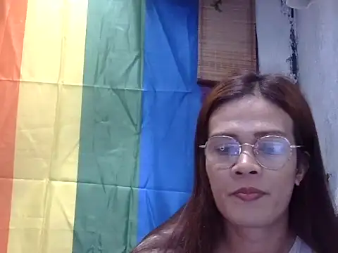 juicycum069 online show from 11, 5, 2026