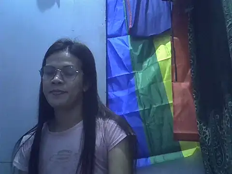 juicycum069 online show from 3, 11, 2025