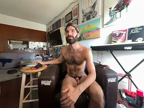 Snapshot of Pupscritch chatting on 13, 9, 2025 Pupscritch online show from 13, 9, 2025