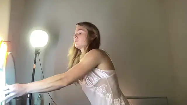 sweetceeme online show from 12, 7, 2026