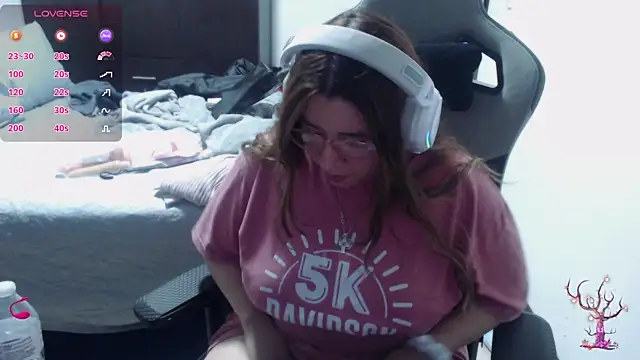 Pink girl0n online show from 20, 12, 2025