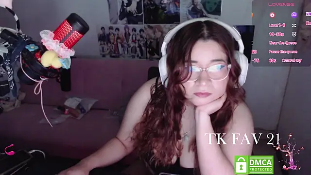 Pink girl0n online show from 27, 7, 2026