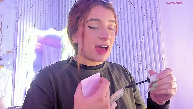 Naomy tay1 online show from 30, 3, 2026